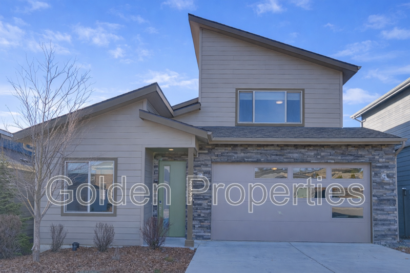 Great location in Riverstone! property image